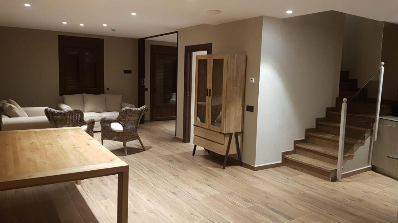Casa Perez Guest House Yebra de Basa Ngoại thất bức ảnh