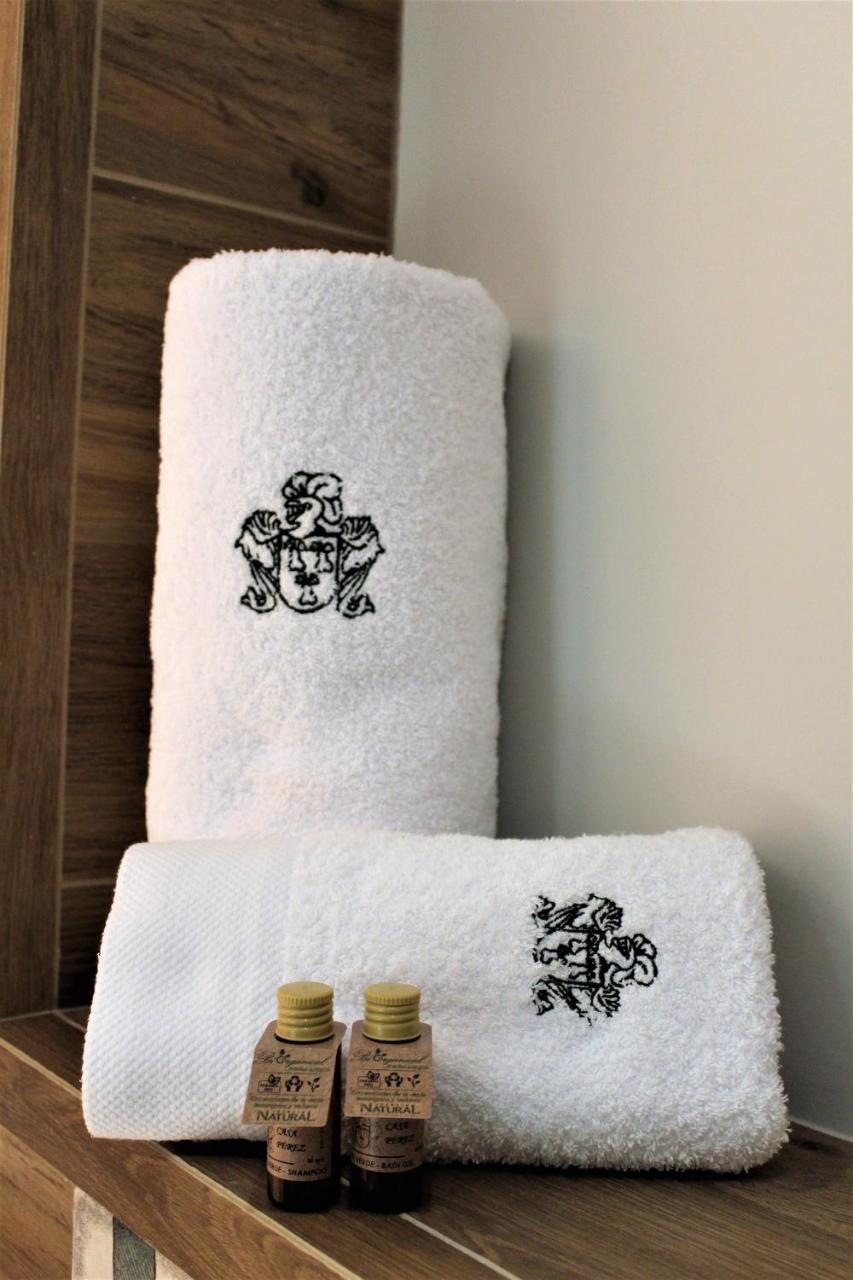 Casa Perez Guest House Yebra de Basa Ngoại thất bức ảnh