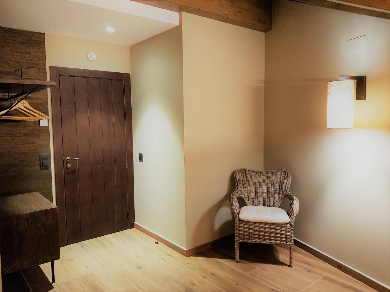Casa Perez Guest House Yebra de Basa Ngoại thất bức ảnh